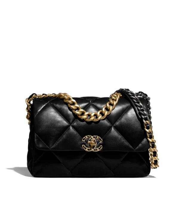 Chanel – Medium (Large) Chanel 19 Flap Bag