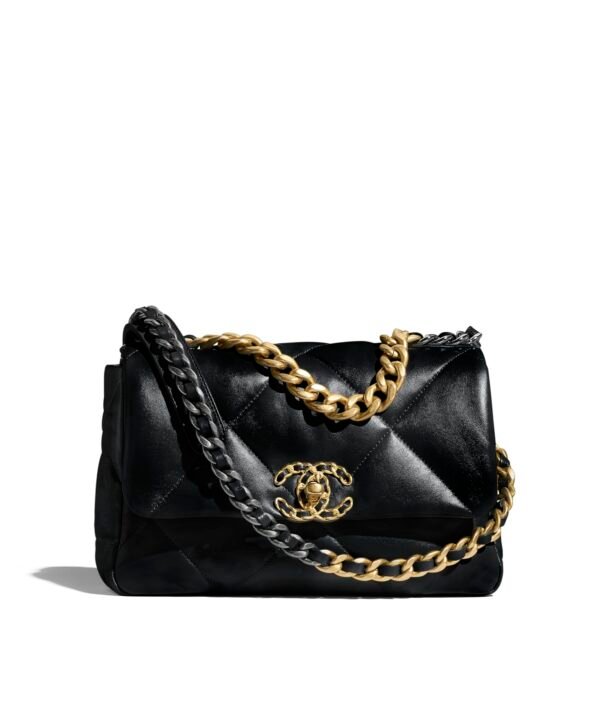 Chanel – Small Chanel 19 Flap Bag