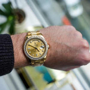 Alternative view of Rolex Day-Date II 218348 – 41mm 18K Yellow Gold – Champagne Baguette Diamond Dial