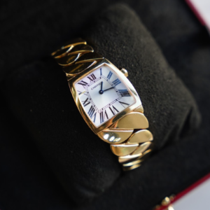 Alternative view of Cartier La Doña Ref. W640010H – 18K Yellow Gold Ladies Quartz Watch
