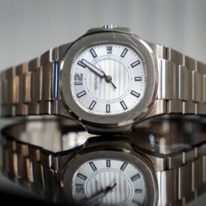 Alternative view of Patek Philippe Aquanaut 7011G – White Dial – 18K White Gold