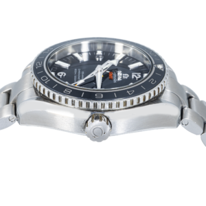 Alternative view of Omega Seamaster Planet Ocean 600M GMT – Ref. 232.30.44.22.01.001
