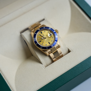 Alternative view of Rolex Submariner 40mm 18K Yellow Gold Serti Dial – Ref. 16618